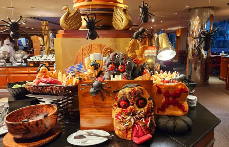 Welcome horror in style to celebrate Halloween at the Emerald Hotel