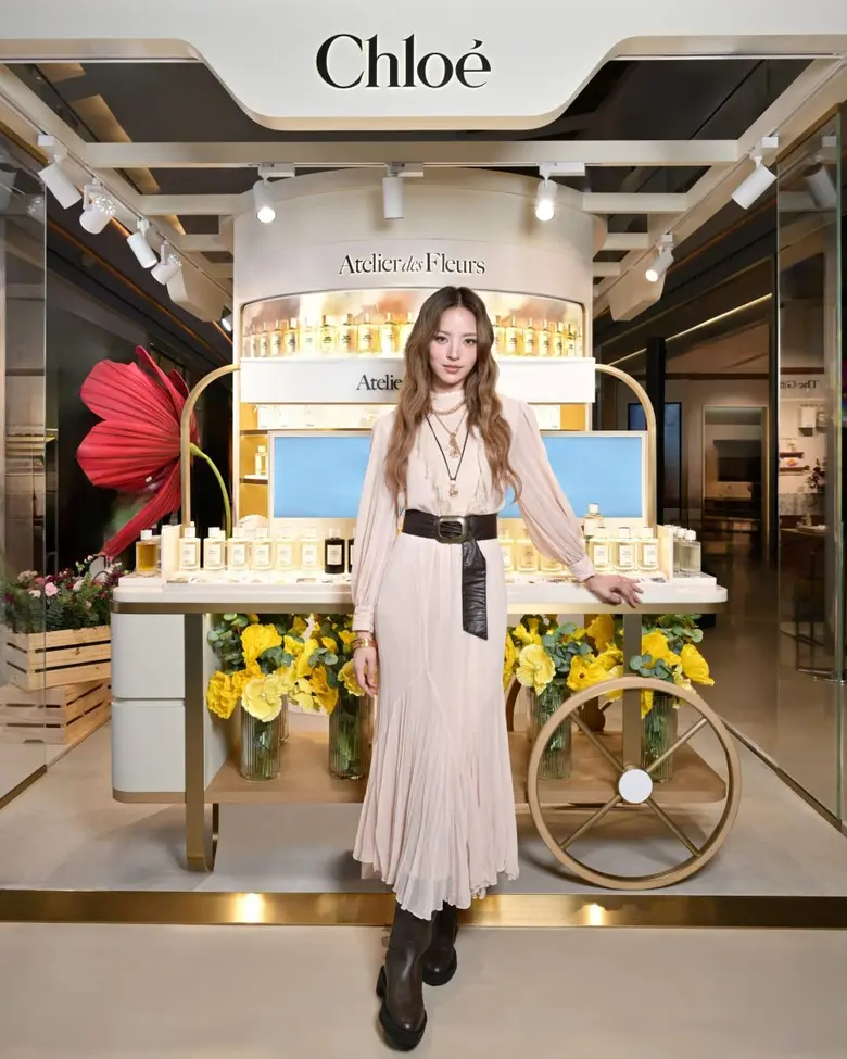 "ณิชา-ณัฏฐณิชา" ร่วมฉลองเปิดตัว Chloe Parfums สโตร์ใหม่สุดหรูหรา ณ เมกาบางนา พร้อมเผยโฉมน้ำหอม "Chloe Le Parfum" กลิ่นใหม่ล่าสุด