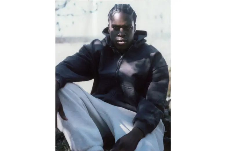 Daniel Caesar ส่งอัลบั้มใหม่ Son Of Spergy พร้อมเพลง "Root of all Evil" แนวโมเดิร์น R&B ที่จริงใจ พิสูจน์ฝีมือการแต่งเพลงที่ถูกใจแฟนเพลงทั่วโลกอีกครั้ง Daniel Caesar ส่งอัลบั้มใหม่ Son Of Spergy พร้อมเพลง "Root of all Evil" แนวโมเดิร์น R&B ที่จริงใจ พิสูจน์ฝีมือการแต่งเพลงที่ถูกใจแฟนเพลงทั่วโลกอีกครั้ง