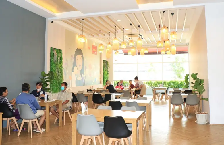 ชาวปทุมฯ ยกนิ้ว "ร้านโคตรปู ซีฟู้ด" ให้เป็นที่ 1 ร้านอาหารทะเลของจังหวัด @ เดอะไนน์ เซ็นเตอร์ ติวานนท์ ชาวปทุมฯ ยกนิ้ว "ร้านโคตรปู ซีฟู้ด" ให้เป็นที่ 1 ร้านอาหารทะเลของจังหวัด @ เดอะไนน์ เซ็นเตอร์ ติวานนท์