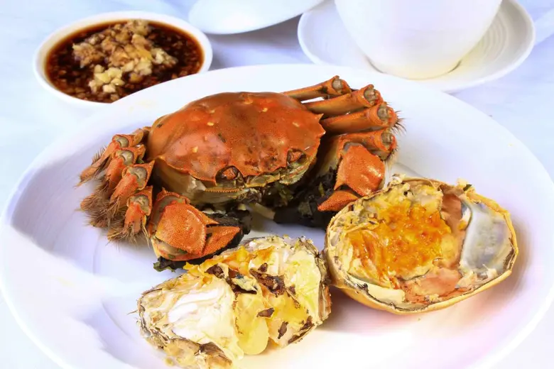 "Hong Kong Hairy Crab" at Yok Chinese Restaurant "Hong Kong Hairy Crab" at Yok Chinese Restaurant