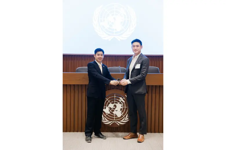 SSP รับเข็มสัญลักษณ์ SDG งาน CSCAP (Climate & Sustainability Capital Forum) ตอกย้ำพันธกิจสู่การพัฒนาที่ยั่งยืน SSP รับเข็มสัญลักษณ์ SDG งาน CSCAP (Climate & Sustainability Capital Forum) ตอกย้ำพันธกิจสู่การพัฒนาที่ยั่งยืน