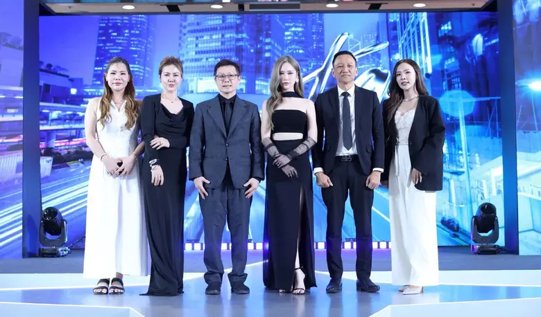 e.p.t.q. เปิดตัวพรีเซนเตอร์ " เจนเย่ เมธิกา " ตัวแทนสะท้อนความสวยที่โดดเด่น ให้ผู้หญิงทุกเจน " ชัดเจนในแบบฉัน "