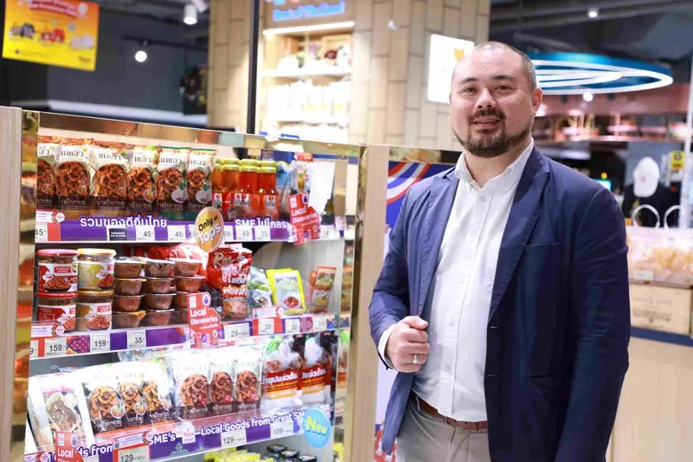 ท็อปส์ ท้องถิ่น ปลื้ม ครบรอบ 3 ปี สร้างรายได้เอสเอ็มอีไทยโตกว่า 270% พร้อมเดินหน้า ปลุกพลังเศรษฐกิจไทยแข็งแกร่ง เปิดตัวแคมเปญ "แสตมป์ของดี SME 4 ภาค"