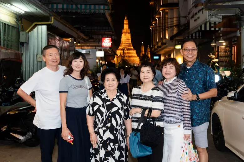 ttb reserve พาลูกค้าคนสำคัญอิ่มอร่อยกับมื้อพิเศษที่ร้าน "แสง ท่าเตียน" อิ่มอร่อย อบอุ่นหัวใจ ด้วยรสมือแม่และบรรยากาศสไตล์บ้านเพื่อน