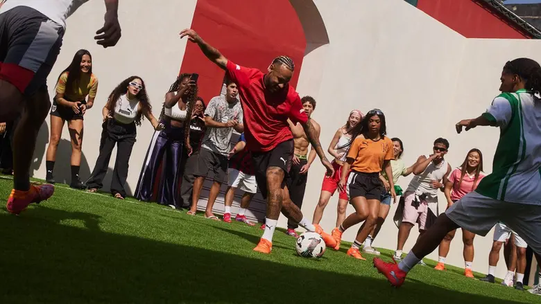 PUMA เปิดตัวรองเท้าฟุตบอล "FUTURE 9" รุ่นใหม่ล่าสุด