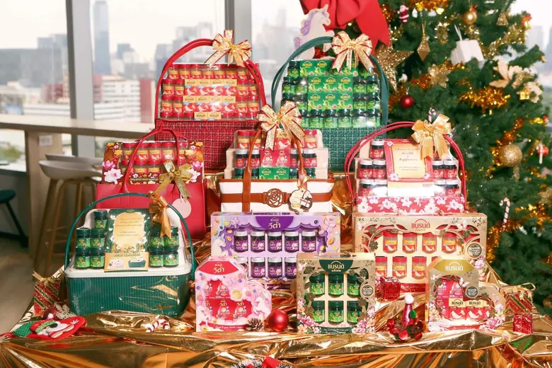 BRAND'S Suntory Launches the "Express Your Love with BRAND'S" Campaign, Inviting Everyone to Share Happiness with BRAND'S New Year Gifts that Reflect Thoughtful, Heartfelt Gift-Giving and Bring Joy to Both Givers and Receivers