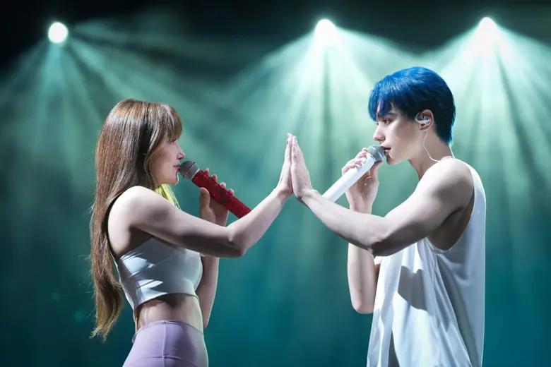 ALEX KIM ซูเปอร์สตาร์ K-Pop ลุคหล่อเท่ดุดันขวัญใจแฟนเพลงทั่วโลก รับบทโดย เก่ง หฤษฎ์ ใน "ดีว่า..ราวี" มาพร้อมเพลงแดนซ์ "BEAST" สุดกร้าวใจที่ใคร ๆ ก็ยอมสยบ