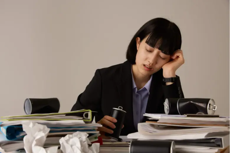 เครียดหนักต้องพักบ้าง! แพทย์ รพ.วิมุต แนะวิธีป้องกัน "ภาวะหมดไฟ"