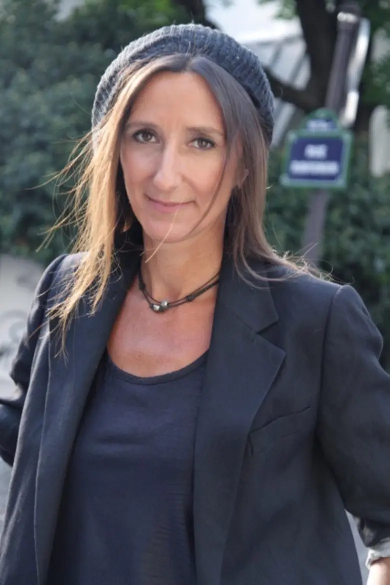 ไอเท็มแต่งบ้านระดับไอคอนิกจาก Maison Berger Paris กลับมาให้ครอบครองอีกครั้ง ตะเกียงน้ำหอมคอลเลกชัน Resonance Paprika ที่เหมาะกับช่วงคริสต์มาสและปีใหม่นี้