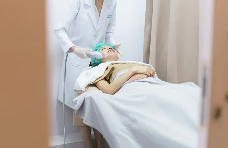 Ultraformer MPT VS Ulthera ต่างกันอย่างไร เลือกแบบไหนดี