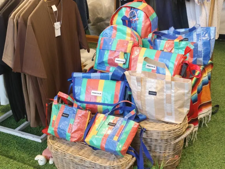 ตลาดวินเทจหน้าห้าง"S C H W A ชิลล์วา มาร์เก็ต" หัวหิน