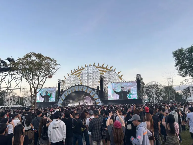 AIS ร่วมกับ ZTE เดินหน้า 5G อัจฉริยะ เปิดใช้งาน AIR RAN เชิงพาณิชย์ครั้งแรกในไทย ที่งานคอนเสิร์ต Big Mountain Music Festival ครั้งที่ 15