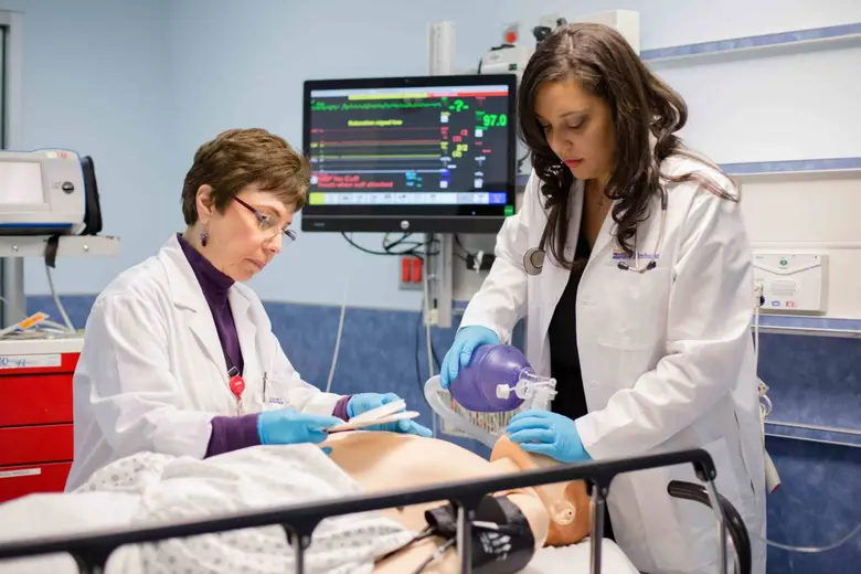 St. George's University Break Downs UK's General Medical Council Process for Aspiring Thais Physicians