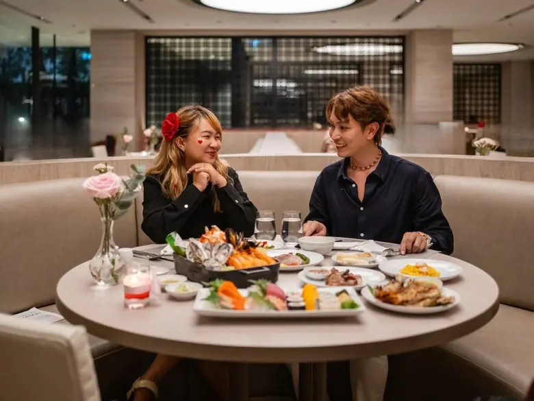 เปลี่ยนค่ำคืนวาเลนไทน์ให้เป็นความทรงจำพร้อมบุฟเฟ่ต์มื้อค่ำแสนพิเศษ ห้องอาหารช้อนส้อม โรงแรมคอร์ทยาร์ด บาย แมริออท กรุงเทพฯ สุวรรณภูมิ แอร์พอร์ต