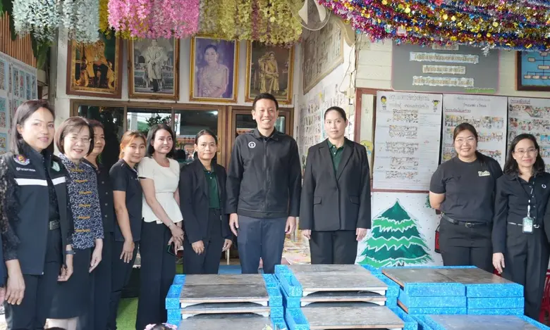 DEKS: Desks for Deks โต๊ะเรียนอัพไซเคิลเพื่อศูนย์พัฒนาเด็กก่อนวัยเรียน