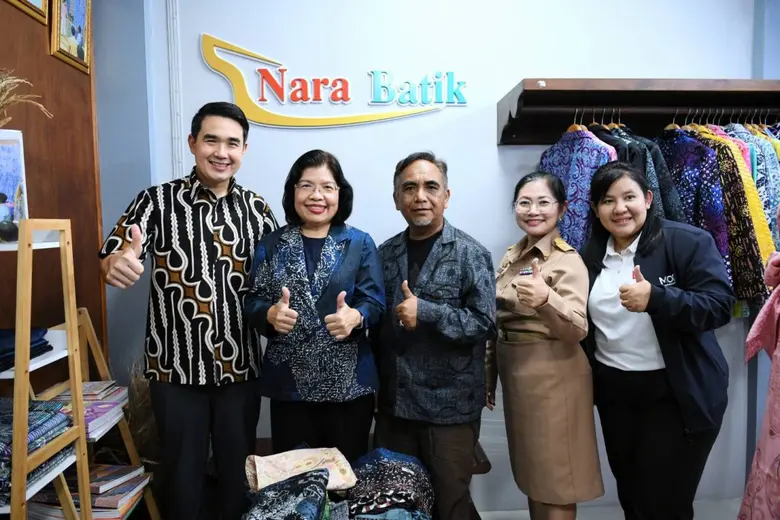 กรมทรัพย์สินทางปัญญารุกลงใต้ เสริมแกร่งสินค้า "ผ้าบาติกนราธิวาส" ต่อยอดการปกป้องสิทธิและบริหารจัดการทรัพย์สินทางปัญญาอย่างมีประสิทธิภาพ