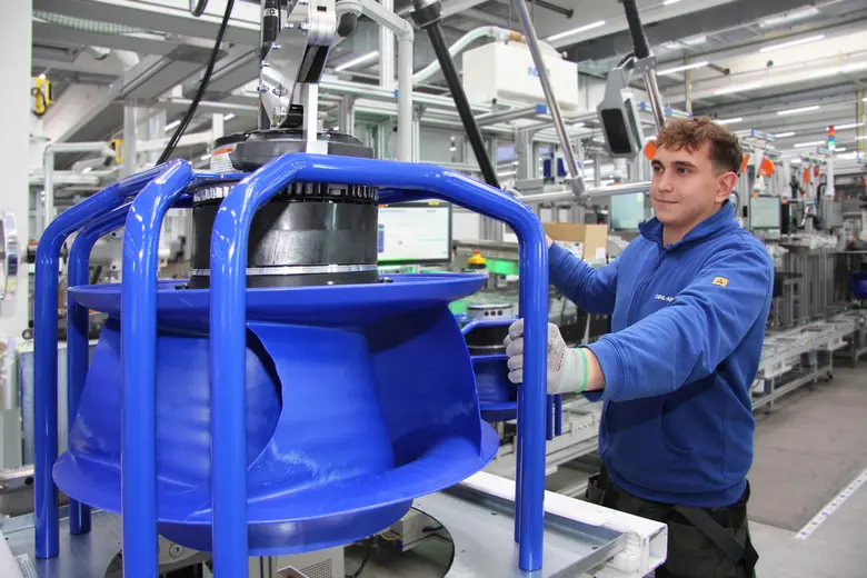 ZIEHL-ABEGG ทะลุ "หนึ่งพันล้านยูโร" เป็นครั้งแรก ผู้นำเทคโนโลยีจากเยอรมนีตอนใต้เติบโตมากกว่า 12% แรงหนุนจากตลาดต่างประเทศ โดยเฉพาะสหรัฐฯ และจีน