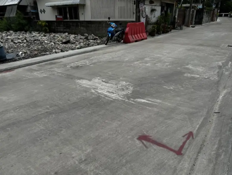 เขตดอนเมืองชี้แจงกรณี ถ.ในซอยสรงประภา 30 ชำรุด อยู่ในระยะประกันงาน ประสานผู้รับจ้างเร่งซ่อมแซม
