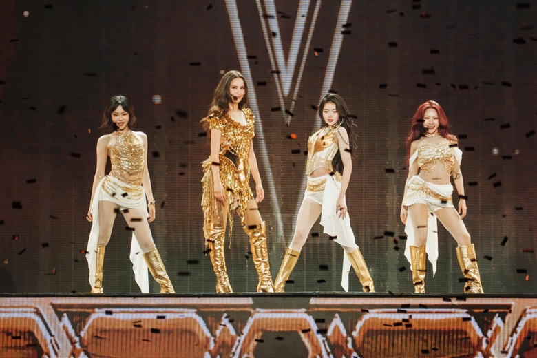 โมเมนต์ไวรัล!! "แพนทีน" เปิดตัว "PiXXiE" นั่งแท่น พรีเซนเตอร์คนใหม่! กลางเวทีคอนเสิร์ต พร้อมเซอร์ไพร์สคว้า "ญาญ่า" ร่วมโชว์เพลงพิเศษ "เสน่ห์ผมมันแรง"