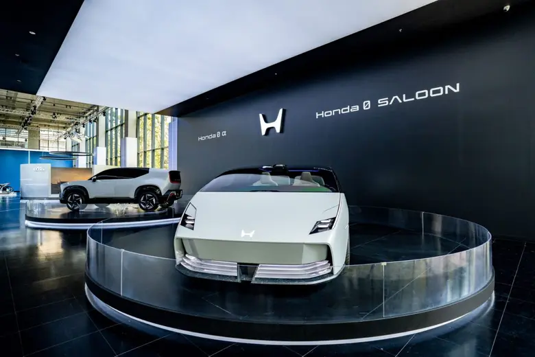 ครั้งแรกในไทย! ฮอนด้า โชว์ไฮไลต์ Honda 0 ? (ฮอนด้า ซีโร่ อัลฟ่า)