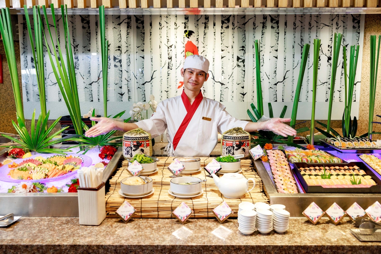 บุฟเฟต์อาหารทะเลพรีเมียมมื้อค่ำฉลองเทศกาลตรุษจีน ที่ เน็กซ์ทู คาเฟ่ โรงแรมแชงกรี-ลา กรุงเทพฯ