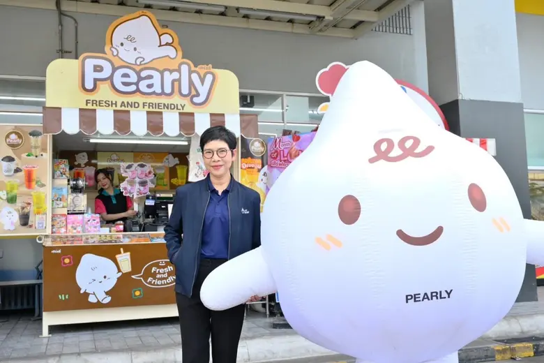 ร้านชานม Pearly สลัดภาพร้านลับในปั๊ม พลิกโฉมใหญ่รอบ 13 ปี ส่ง "น้องเพิร์ลลี่" ปักหมุดแลนด์มาร์คเสริฟความสดชื่นทั่วไทย