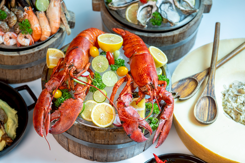 มนต์เสน่ห์แห่งการเฉลิมฉลองยังคงอบอวล กับ The Season's Best Sunday Brunch ในบรรยากาศตรุษจีนอันเปี่ยมความมงคล ณ โรงแรมเรเนซองส์ กรุงเทพฯ ราชประสงค์