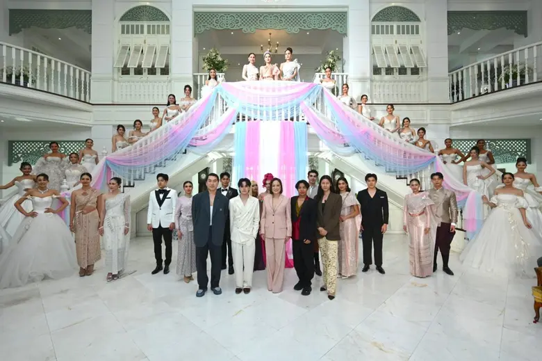 สะเทือนวาเลนไทน์! "นฤมิตไพรด์" ยึดนนทบุรีจดทะเบียนสมรสเท่าเทียม ปี2 สะบัดธงสีรุ้ง ประกาศศักดา ดันไทยสู่ World Pride Destination