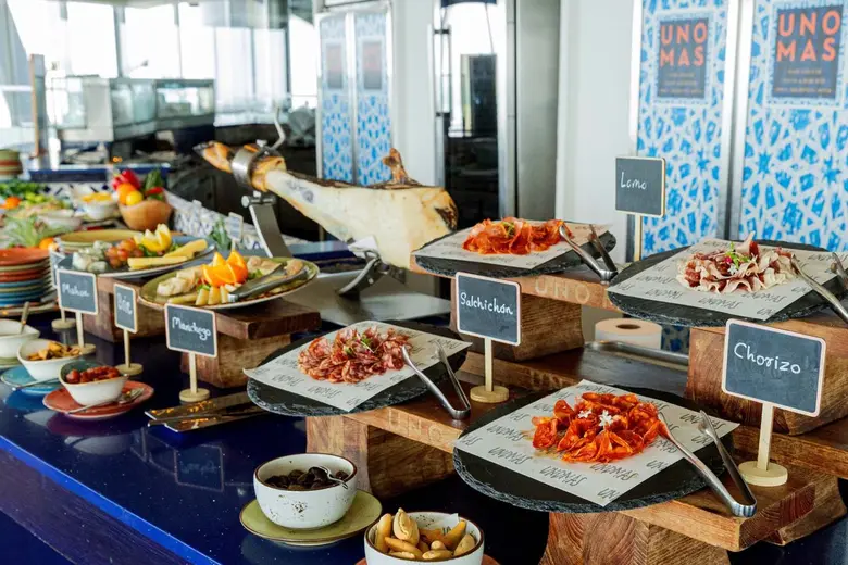 A Weekend Feast with Spanish Soul at UNO MAS