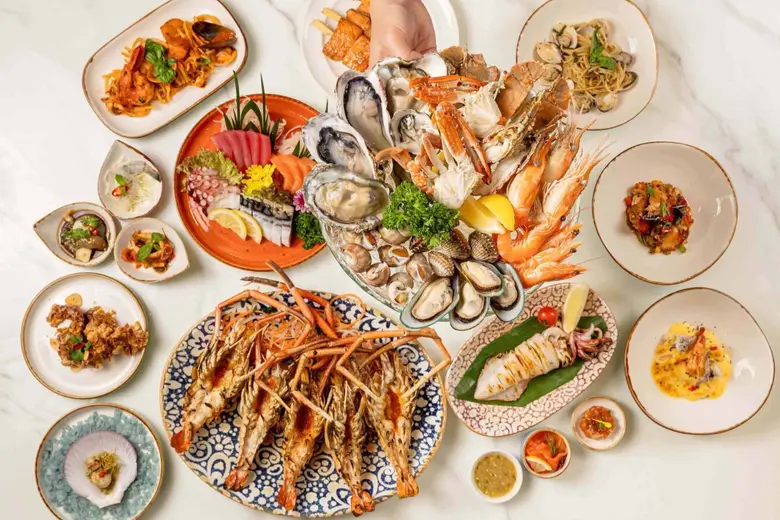 เปิดประสบการณ์ความสดใหม่กับขบวนพาเหรดซีฟู้ดพรีเมียม ณ ห้องอาหารเวนติซี โรงแรมเซ็นทาราแกรนด์ฯ เซ็นทรัลเวิลด์