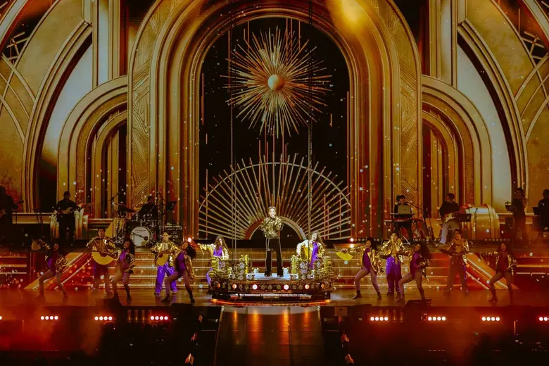 สมบัลลังก์แม่นาย! "ดัง พันกร" ปลุกเวทีลุกเป็นไฟใน DUNK PHUNKORN - THE GOLDEN ERA CONCERT