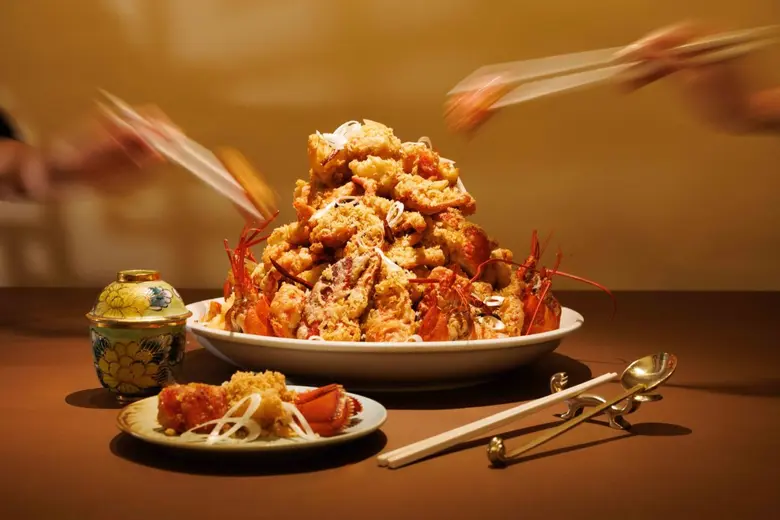 Typhoon Shelter Lobster Mountain rises high at Summer Palace