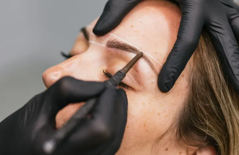 Subbrow Lift อยู่ได้นานไหม ทำไมหลายคนเลือกทำที่ Sky Clinic