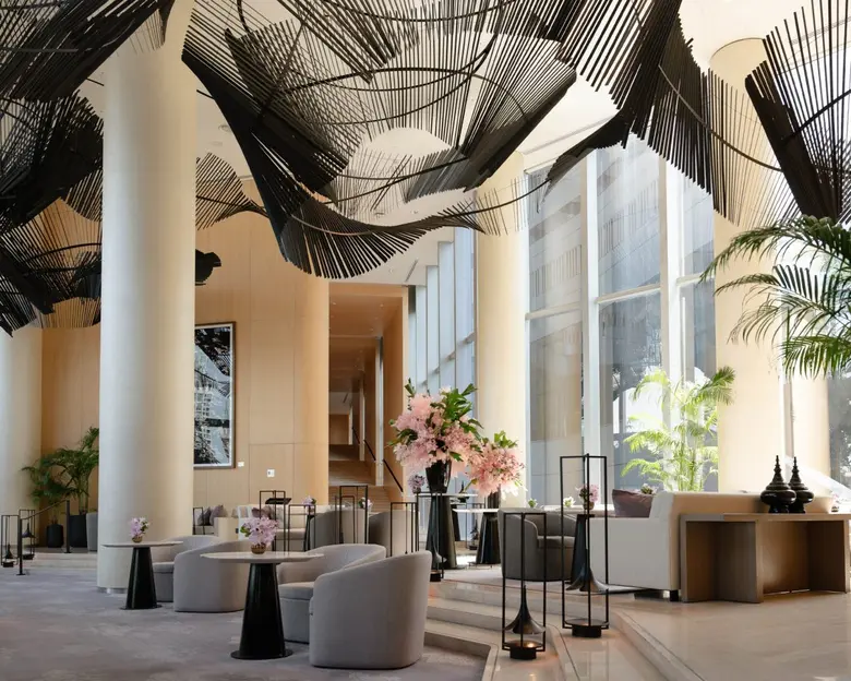 โรงแรม พาร์ค ไฮแอท กรุงเทพฯ เชิญชวนสัมผัสประสบการณ์ "A Living Art Gallery" ผ่านคอลเลกชันห้องสวีทที่เปรียบดั่งแกลเลอรีศิลปะเหนือมหานคร