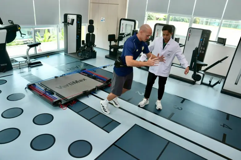 รพ.สมิติเวช ได้รับความไว้วางใจดูแลนักกีฬาทีมชาติไทยต่อเนื่อง 3 ปี มุ่งยกระดับสมรรถภาพ "ช้างศึก" สู่มาตรฐานสากล #ฟิตเต็มข้อ