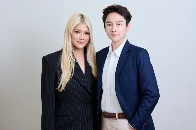 Emily's เฉลิมฉลองความสำเร็จครั้งยิ่งใหญ่แห่งปี ด้วยการคว้ารางวัลระดับประเทศถึง 3 สาขา ตอกย้ำความเป็นผู้นำด้านรสชาติอันเป็นเอกลักษณ์ พร้อมนำเสนอเมนูใหม่ล่าสุด "เนื้อเค็ม-หมูเค็มเอมิลี่" ซึ่งเป็นสูตรลับประจำตระกูลที่สืบทอดมายาวนาน