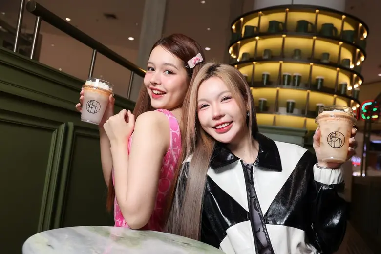 เมกาบางนา รวมเมนูใหม่พร้อมเสิร์ฟ ทั้งเมนูเครื่องดื่มและขนมจาก 12 ร้านดัง ในแคมเปญ "MEGA NEW ARRIVALS"