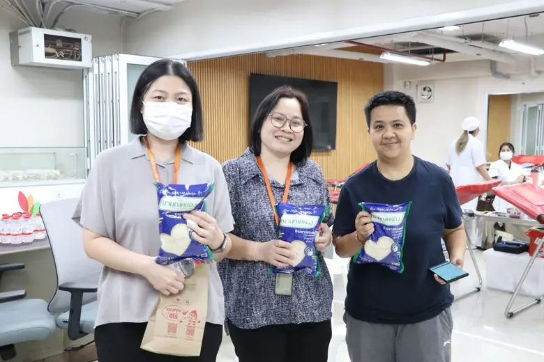 เดอะไนน์ เซ็นเตอร์ พระราม 9 ร่วมธนชาตประกันภัย และสภากาชาดไทย ชวนบริจาคโลหิต เติมคลังเลือดเตรียมรับมืออุบัติเหตุ ช่วงเทศกาลสงกรานต์