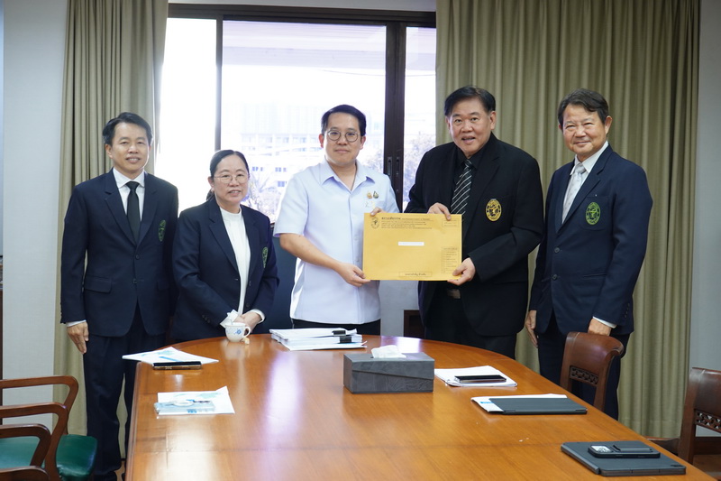 สภาเภสัชกรรม ยื่นข้อเสนอต่อ รมว.สาธารณสุข ปรับปรุงระบบจ้างงานและค่าตอบแทนเภสัชกร ลดภาวะสมองไหล-เพิ่มประสิทธิภาพการดูแลประชาชน