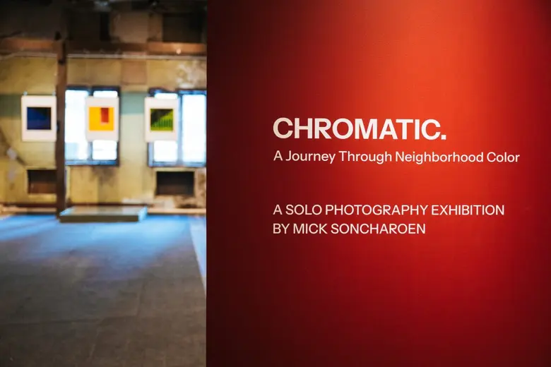 นิทรรศการภาพถ่าย CHROMATIC: A Journey Through Neighborhood Color