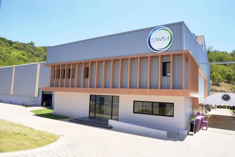 สมาร์ท เวสท์ เมนเนจเมนท์ บริษัทในกลุ่ม EA ถือฤกษ์ดีเปิด 'ศูนย์กำจัดขยะครบวงจรเกาะล้าน' รับเทศกาลสงกรานต์ หนุนการท่องเที่ยวเกาะล้านสู่ความยั่งยืน