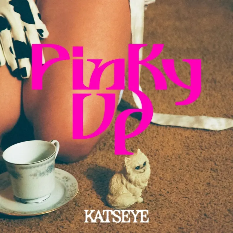 KATSEYE ชวนวัยรุ่นใช้ชีวิตให้เต็มที่ในเพลงใหม่สุดแดนซ์ "PINKY UP" เตรียมเดบิวต์เวที Coachella เสาร์ 11 เม.ย. นี้ (ตามเวลาประเทศไทย)