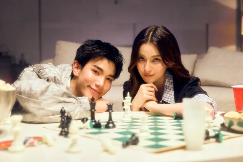 "FOURTH" ส่งซิงเกิลใหม่ "อยู่ด้วยกันนะ (Every Single Day)" ถ่ายทอดบรรยากาศฟูลฟิลใจยามค่ำคืน เมื่อเจอ "คนที่ใช่"