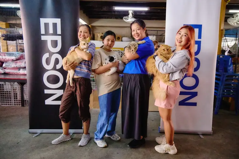 เอปสันปิดแคมเปญ "วิถีไทยไร้พลาสติก" ชวนลดพลาสติก ดูแลแมวจรกว่าร้อยชีวิต