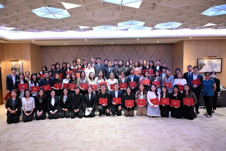 กรมทรัพย์สินทางปัญญา ขานรับนโยบาย "พาณิชย์" สร้างความเข้มแข็ง SMEs ด้วย IP เปิดหลักสูตรปั้นผู้ประกอบการมืออาชีพ เจาะลึกกลยุทธ์ "คุ้มครองสิทธิ-บริหารจัดการเครื่องหมายการค้า" ครบวงจร ตั้งเป้ายกระดับแบรนด์ไทยสู่สากล