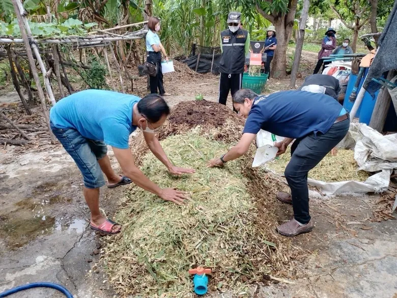 มทร.กรุงเทพ ปลื้มผลงานทีมวิจัยส่งนวัตกรรมเทคโนโลยีพร้อมใช้ช่วยชาวไร่อ้อย ลดต้นทุนค่าปุ๋ย ลดมลพิษให้สิ่งแวดล้อม แถมมีรายได้เพิ่ม