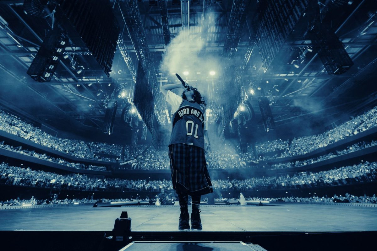 ฉายแล้ววันนี้! BILLIE EILISH - HIT ME HARD AND SOFT: THE TOUR (LIVE IN 3D) ฟังเพลงเพราะได้ลึกซึ้งกว่าเดิม รู้จักตัวตนและหลงรัก Billie Eilish ให้มากขึ้น