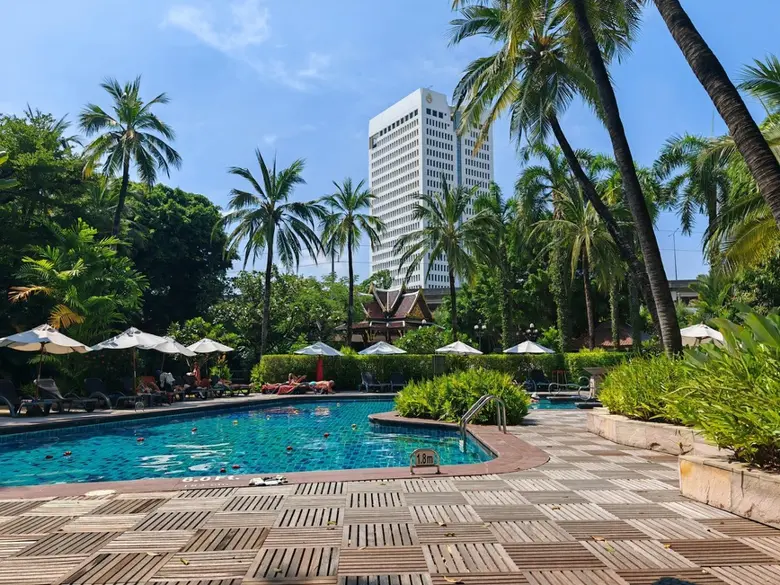 Hotels Near Siam Paragon: Top Picks for Your Bangkok Stay