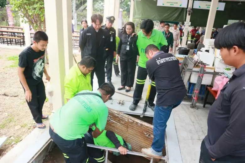 เขตปทุมวันตรวจสอบพื้นที่-ประสานความร่วมมือเพิ่มประสิทธิภาพระบบระบบระบายน้ำบริเวณ Hawker Center - ลานจอดรถสวนลุมพินี